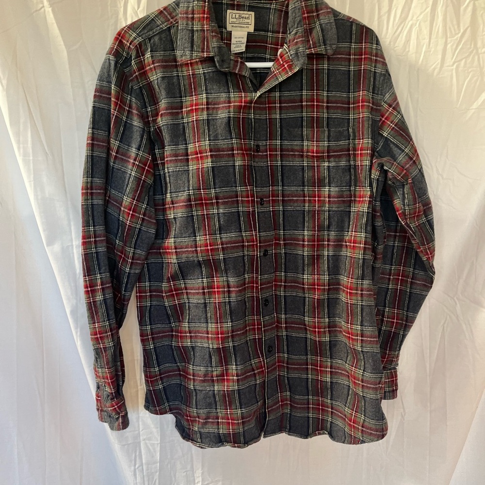 Vintage LL Bean Mens Medium Gray Red Plaid Collared Flannel Button Shirt